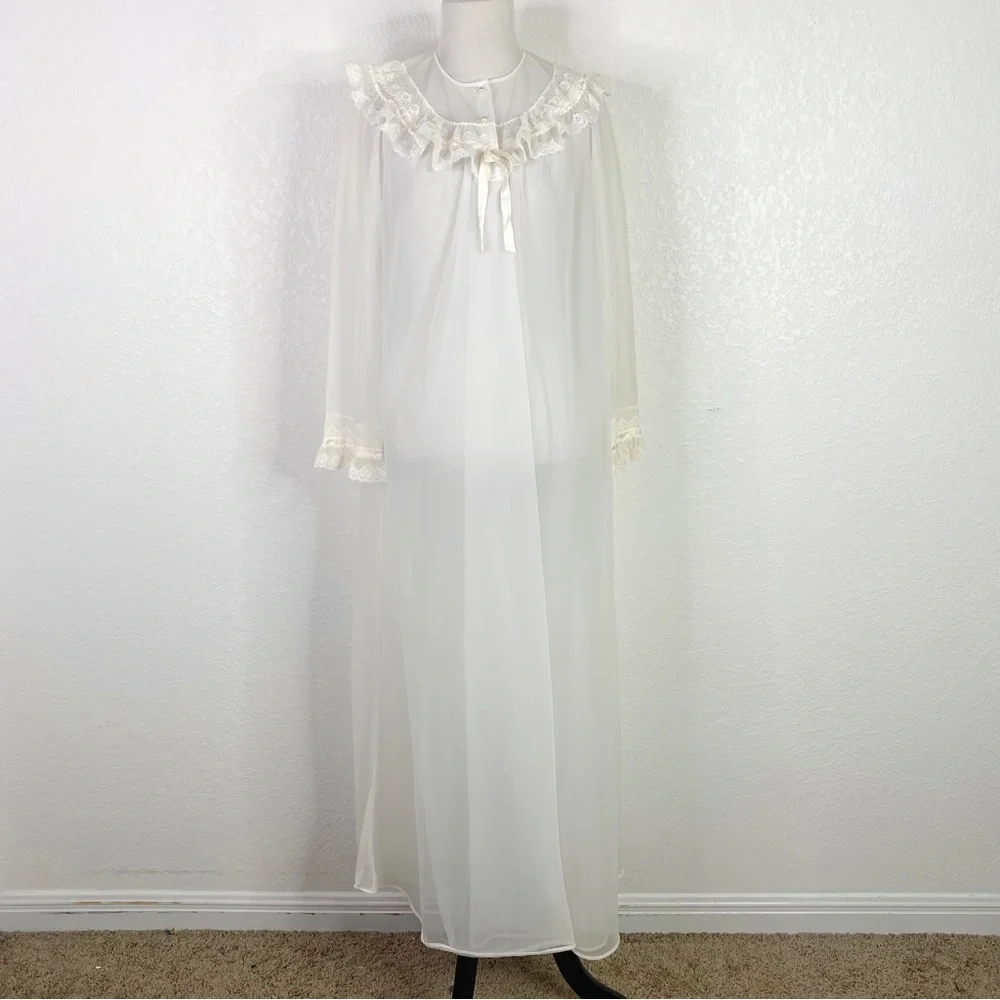 Vintage Shadowline 100% Sheer White Peignoir Negligee Robe